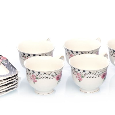 Set 6 cesti din portelan cu farfurii 'Small Roses'